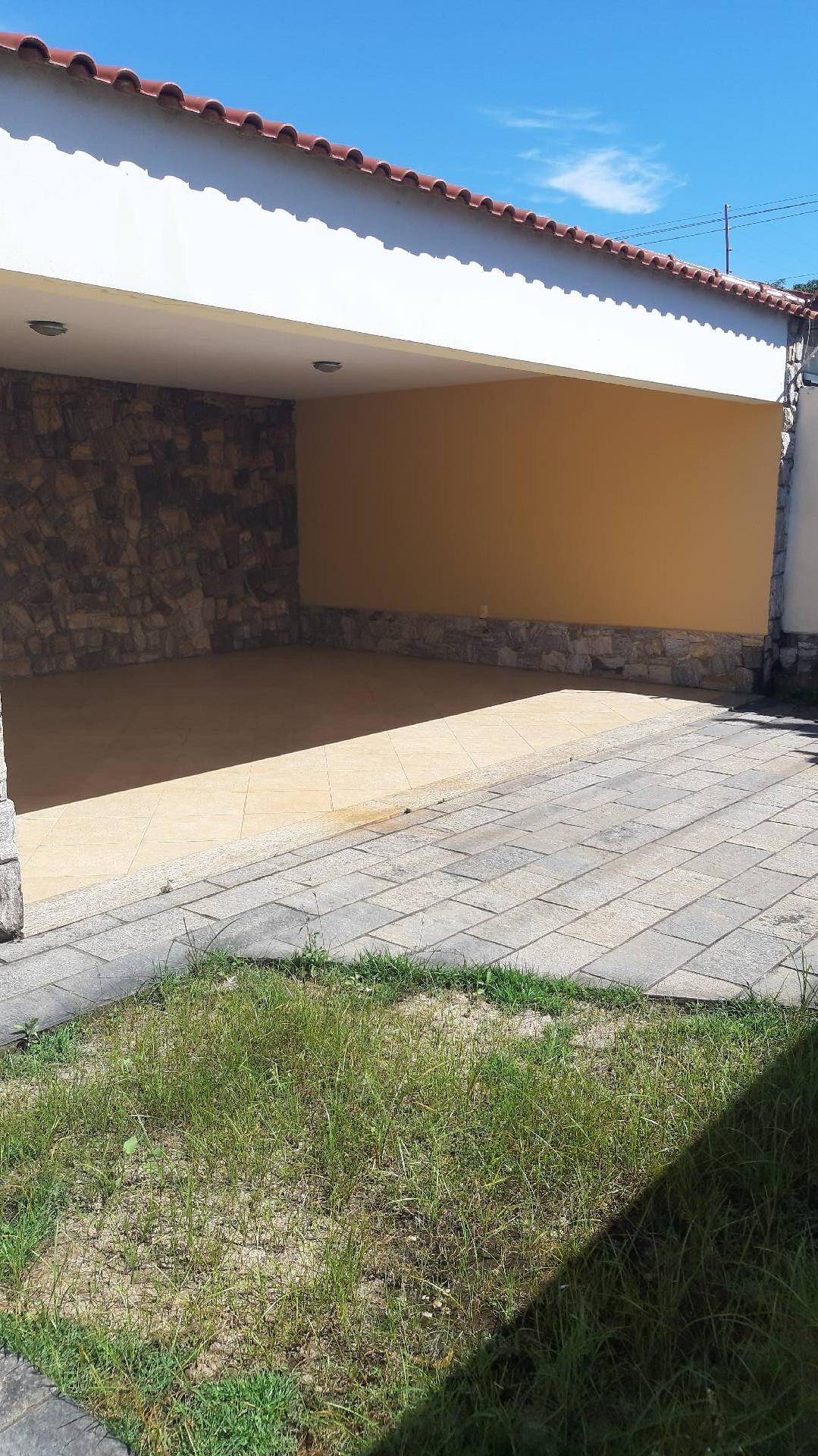 Casa à venda com 3 quartos, 180m² - Foto 10