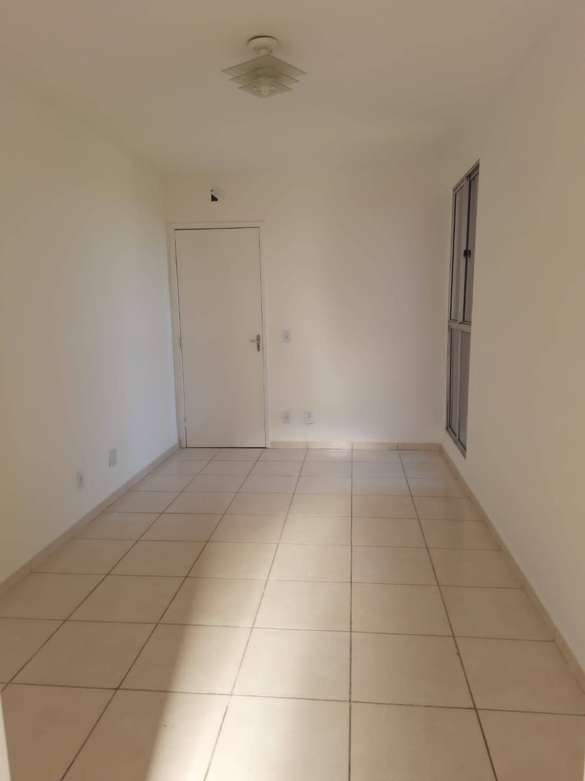 Apartamento à venda com 2 quartos, 42m² - Foto 2