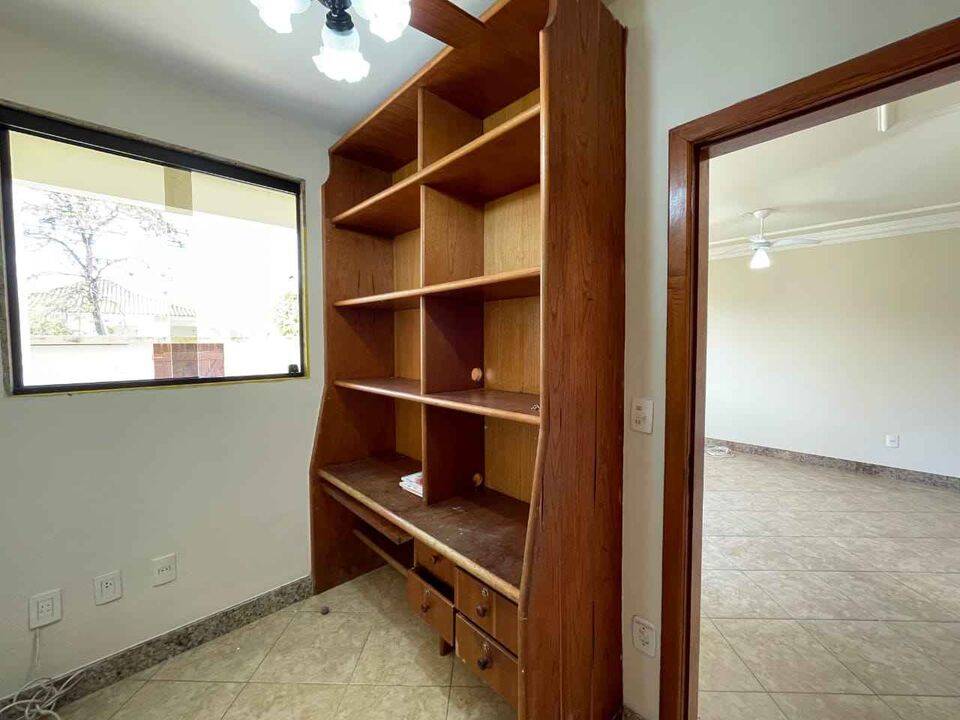 Casa à venda com 3 quartos, 180m² - Foto 15