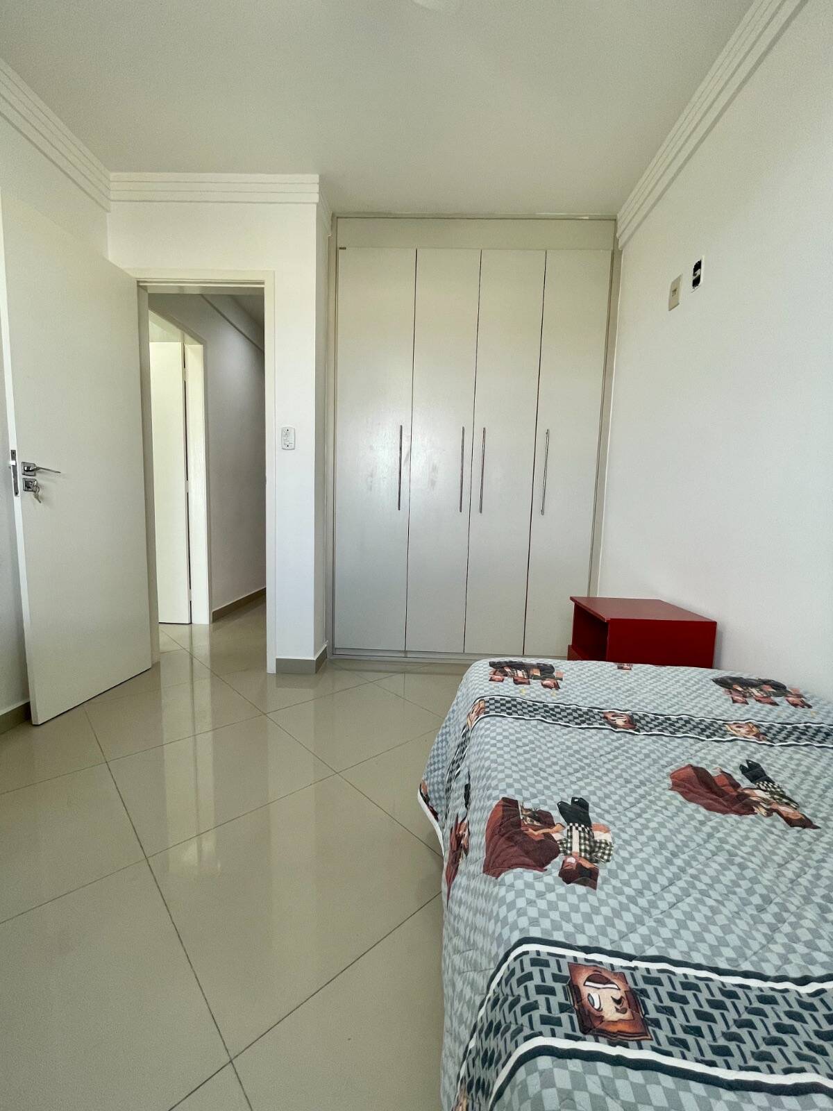 Apartamento à venda com 3 quartos, 154m² - Foto 18