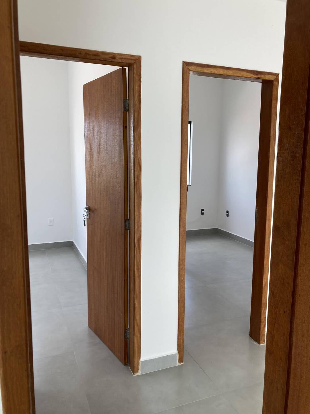 Casa à venda com 3 quartos, 120m² - Foto 4