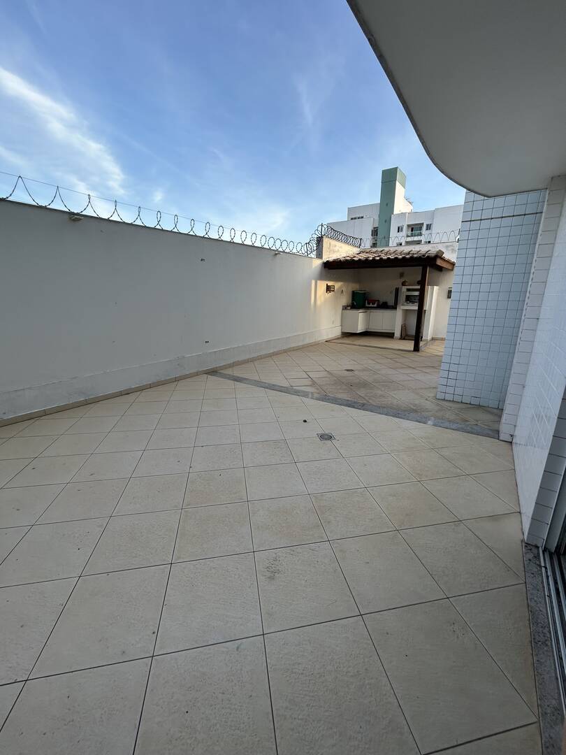 Apartamento à venda com 3 quartos, 97m² - Foto 1