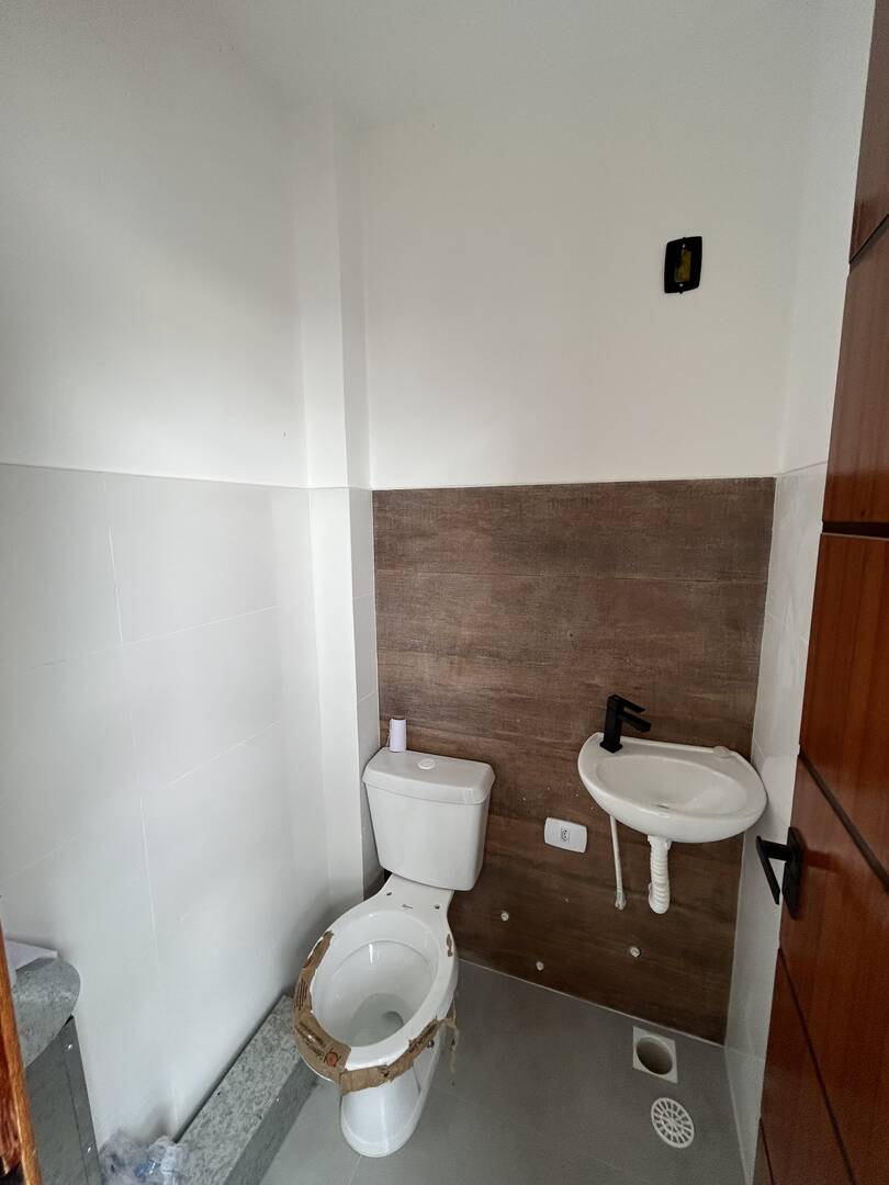 Casa à venda com 2 quartos, 120m² - Foto 18