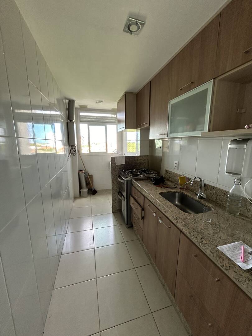 Apartamento à venda com 3 quartos, 79m² - Foto 4