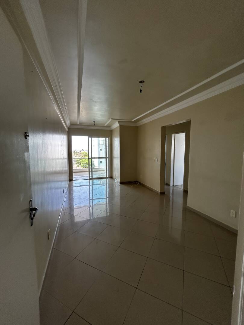 Apartamento à venda com 3 quartos, 80m² - Foto 1