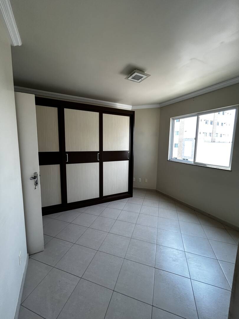 Apartamento à venda com 3 quartos, 80m² - Foto 5